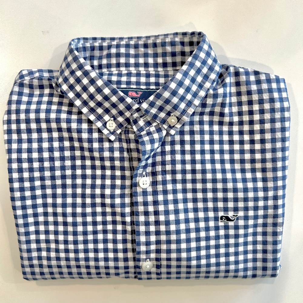 Vineyard Vines Boy’s button down shirt size L 16